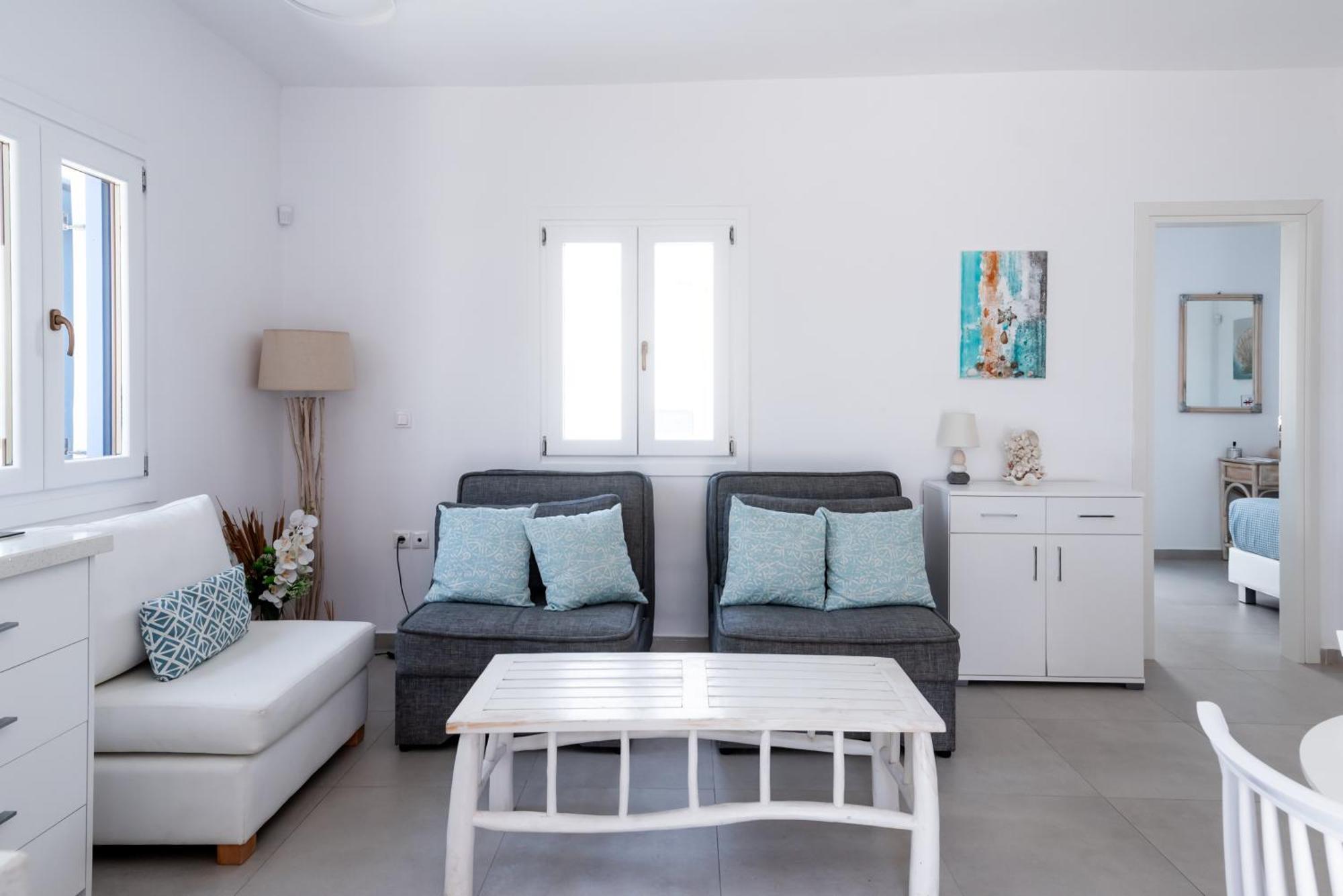 Olive Tree & Capari Mykonos Town Homes & Apartments With Pool! Exterior photo