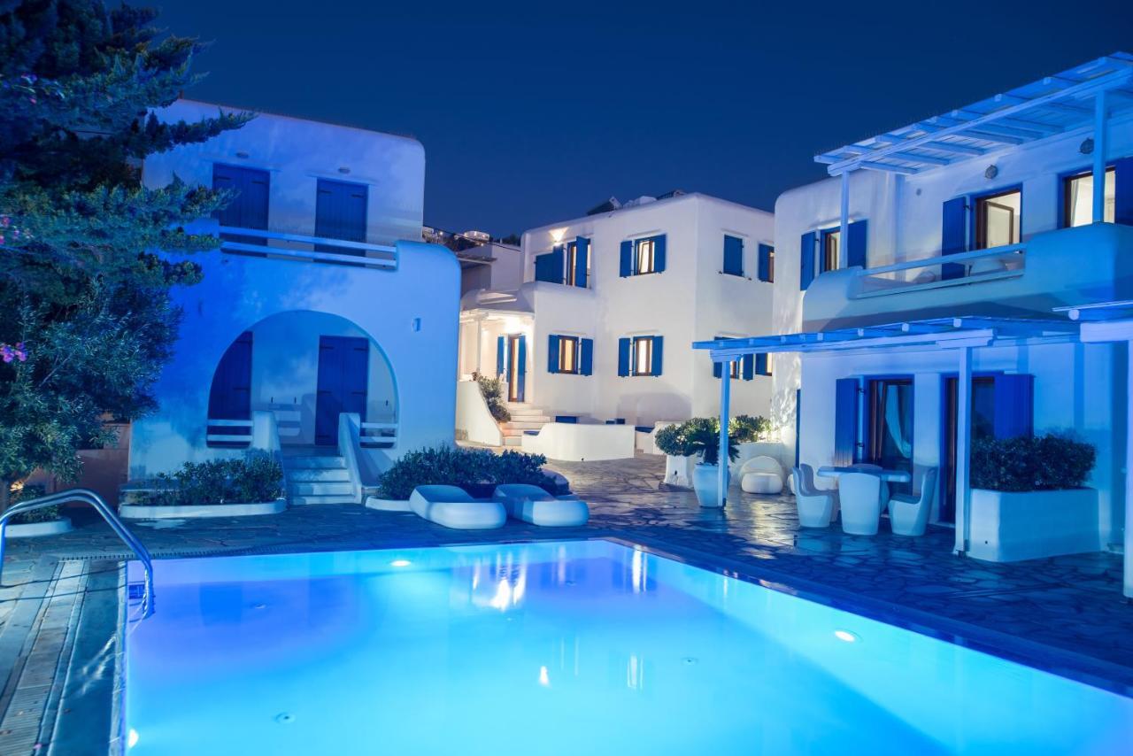 Olive Tree & Capari Mykonos Town Homes & Apartments With Pool! Exterior photo