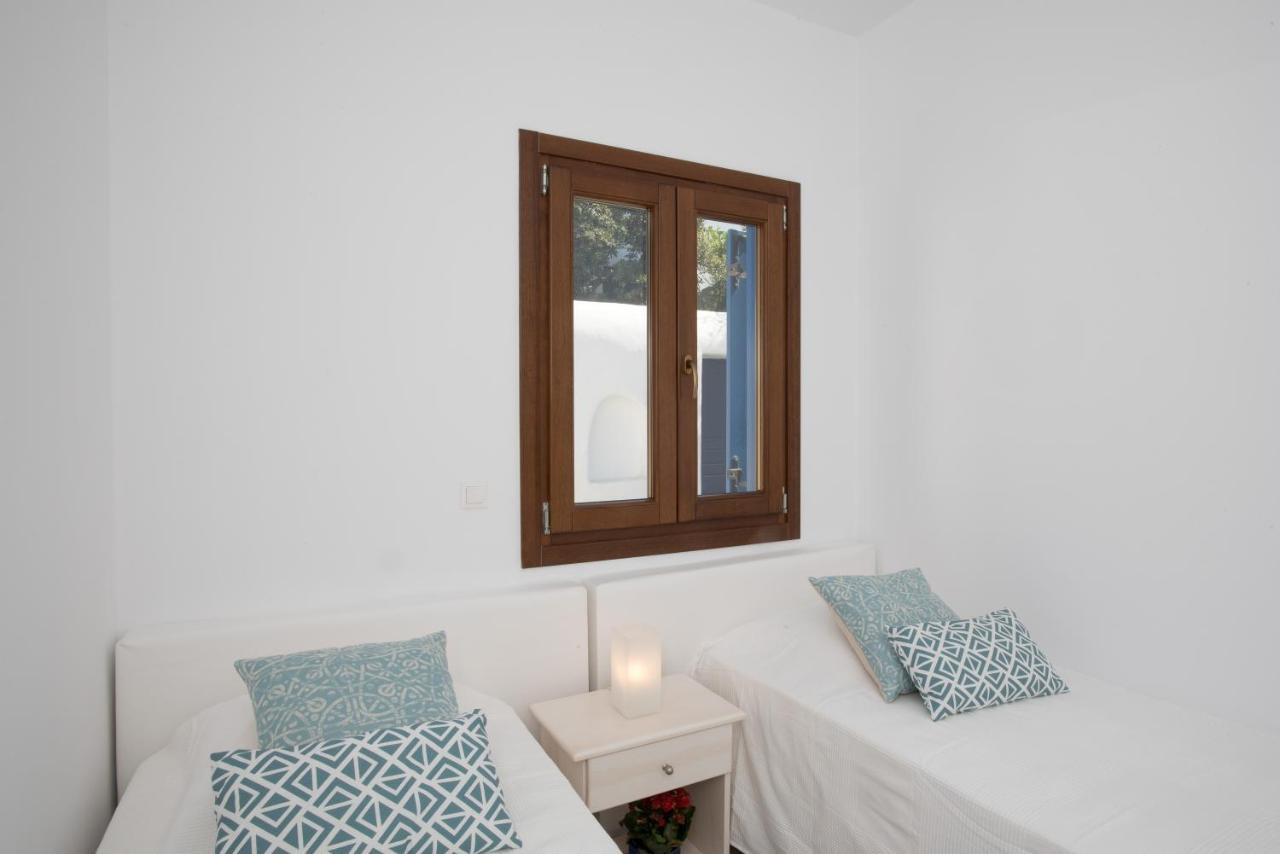 Olive Tree & Capari Mykonos Town Homes & Apartments With Pool! Exterior photo