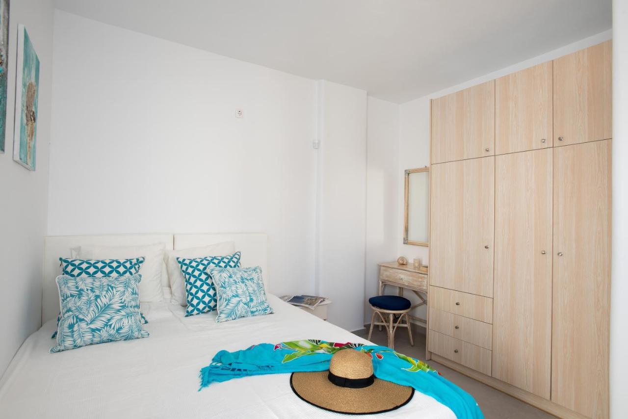 Olive Tree & Capari Mykonos Town Homes & Apartments With Pool! Exterior photo